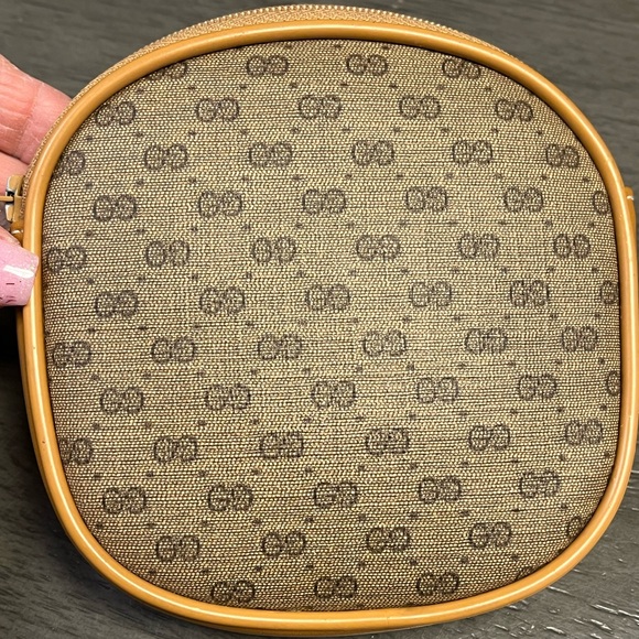 Gucci Coin/Credit Card Purse - Picture 14 of 16